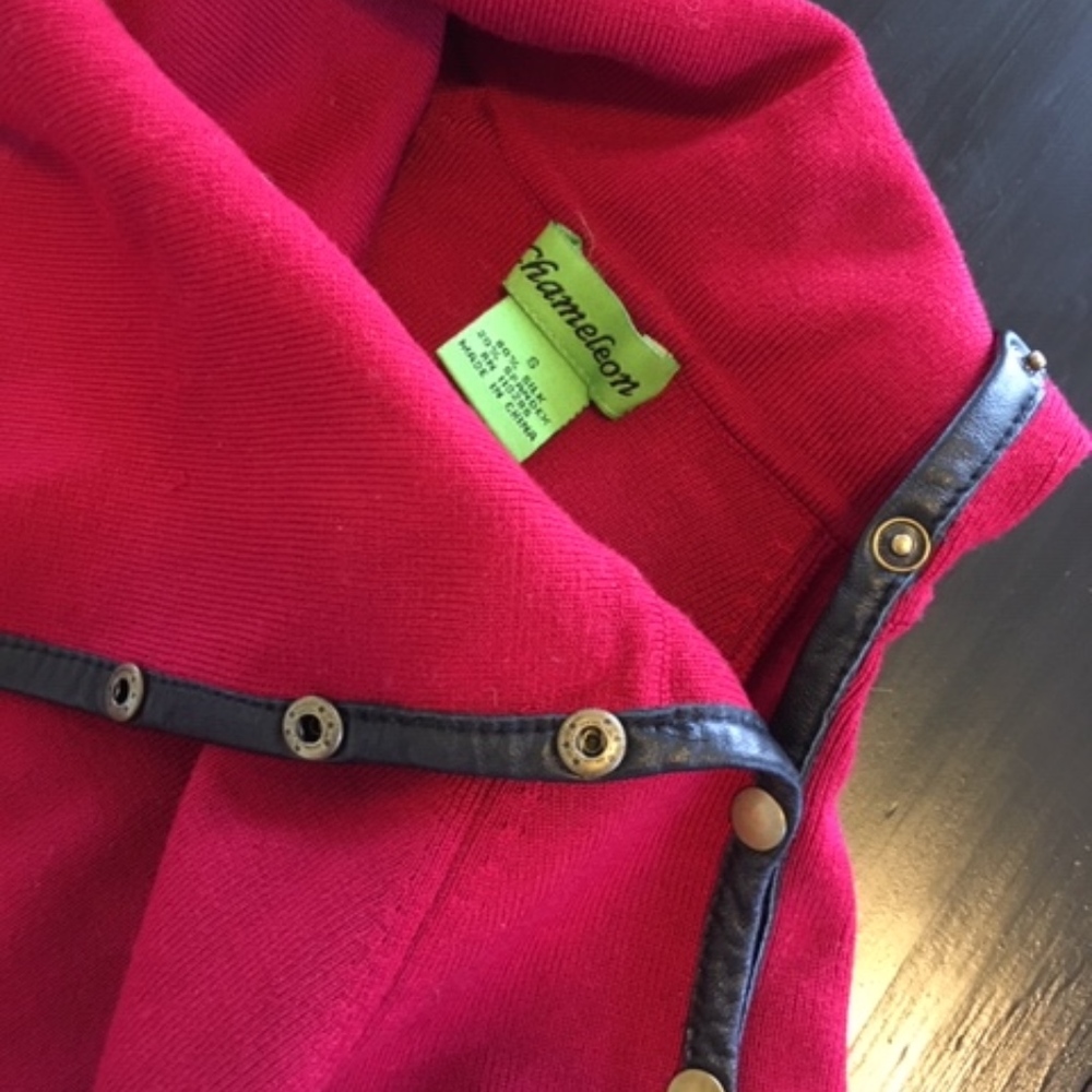 Chameleon Deep Red Silk Sweater with leather trim - Picture 2 of 8